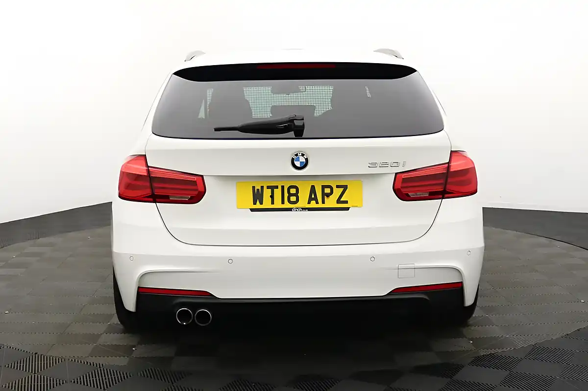Used 2018 BMW 3 Series M Sport Touring White - Interior and Exterior details 5