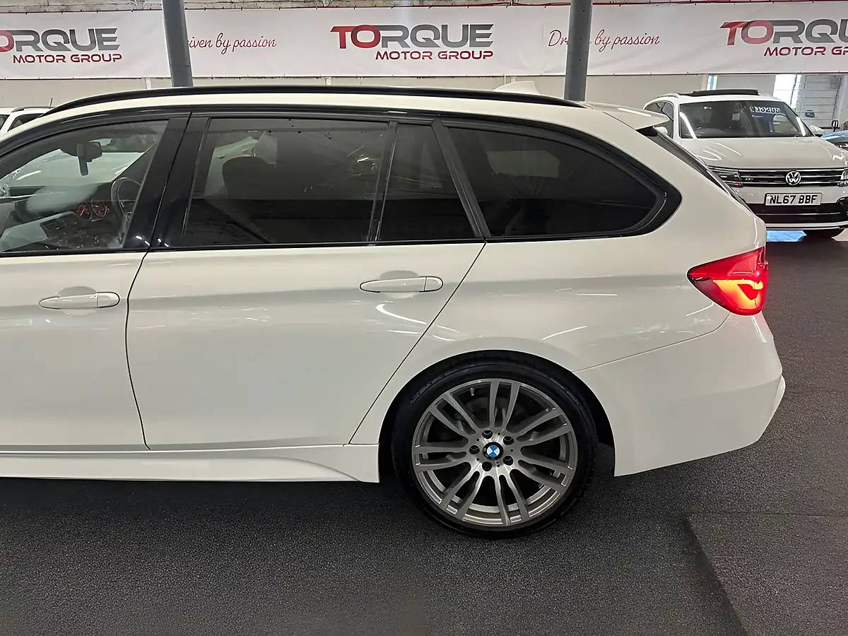 Used 2018 BMW 3 Series M Sport Touring White - Interior and Exterior details 10