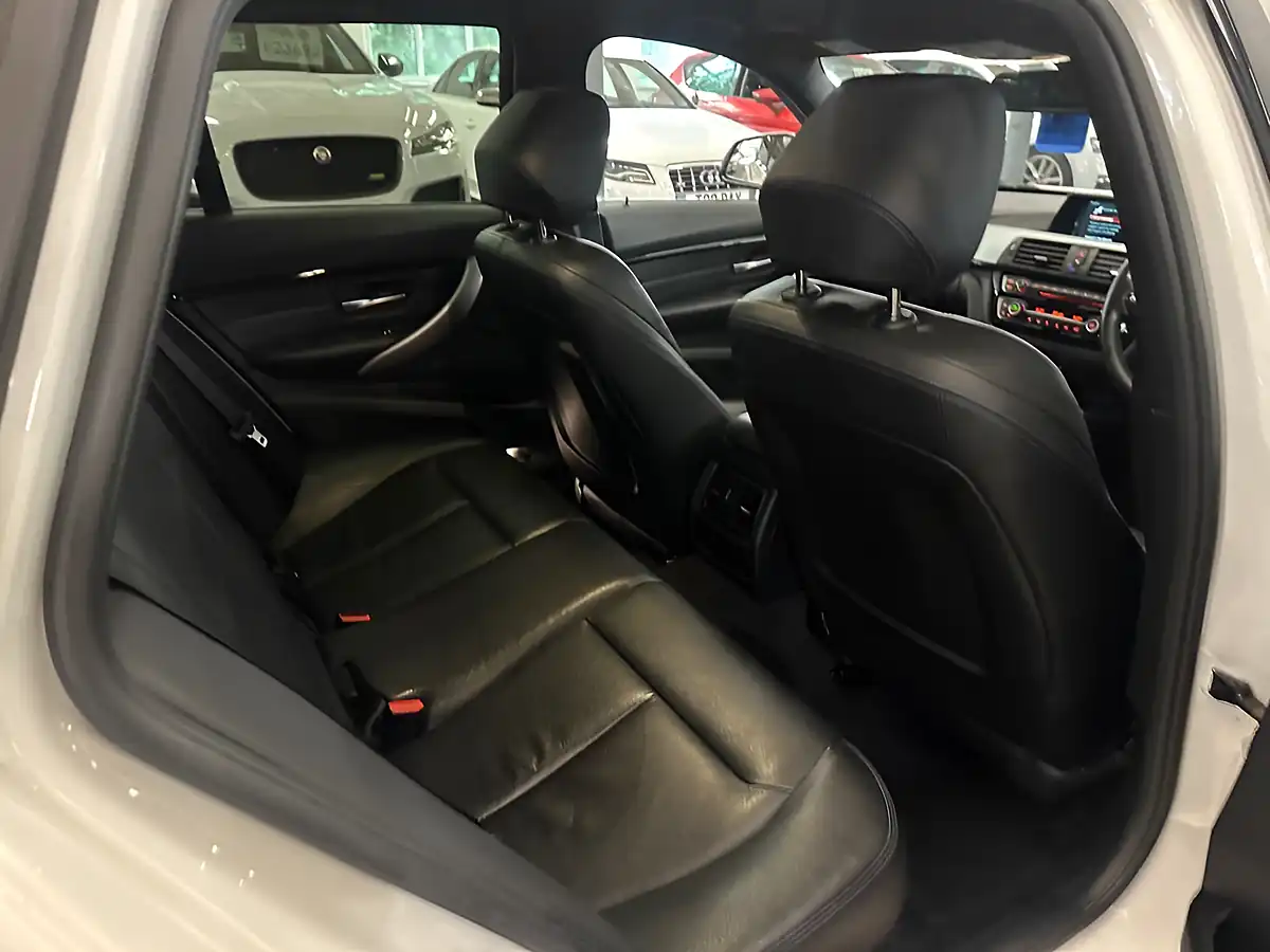 Used 2018 BMW 3 Series M Sport Touring White - Interior and Exterior details 20