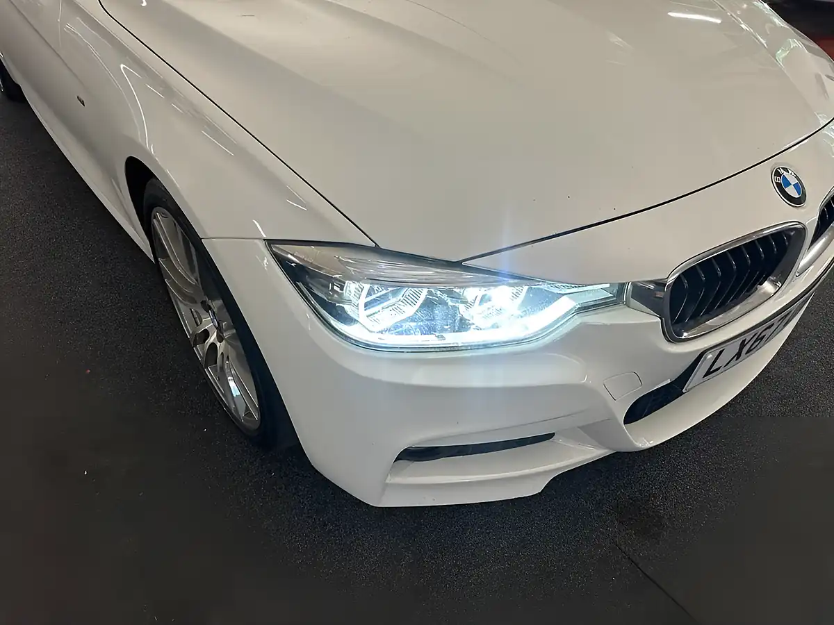Used 2018 BMW 3 Series M Sport Touring White - Interior and Exterior details 3