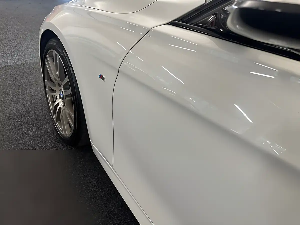 Used 2018 BMW 3 Series M Sport Touring White - Interior and Exterior details 6