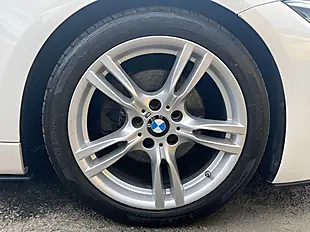 Used 2018 BMW 3 Series M Sport Touring White - Interior and Exterior details 10