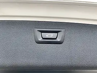 Used 2018 BMW 3 Series M Sport White - Interior and Exterior details 14