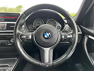 Used 2018 BMW 3 Series M Sport White - Interior and Exterior details 16