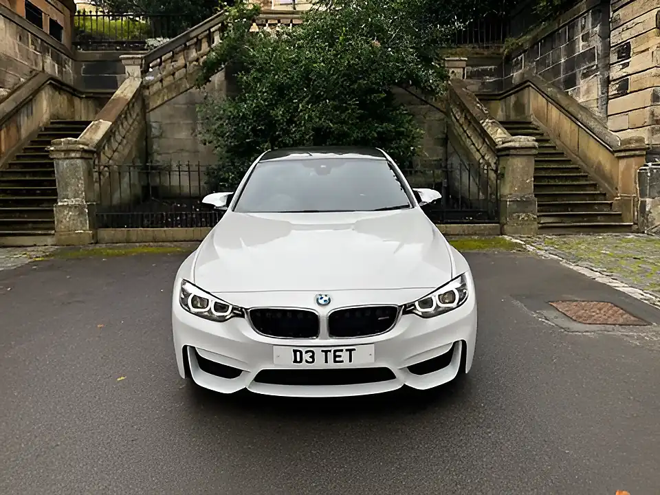 Used 2018 BMW 3 Series M3 Mineral White - Interior and Exterior details 5