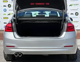 Used 2018 BMW 3 Series Se Silver - Interior and Exterior details 10