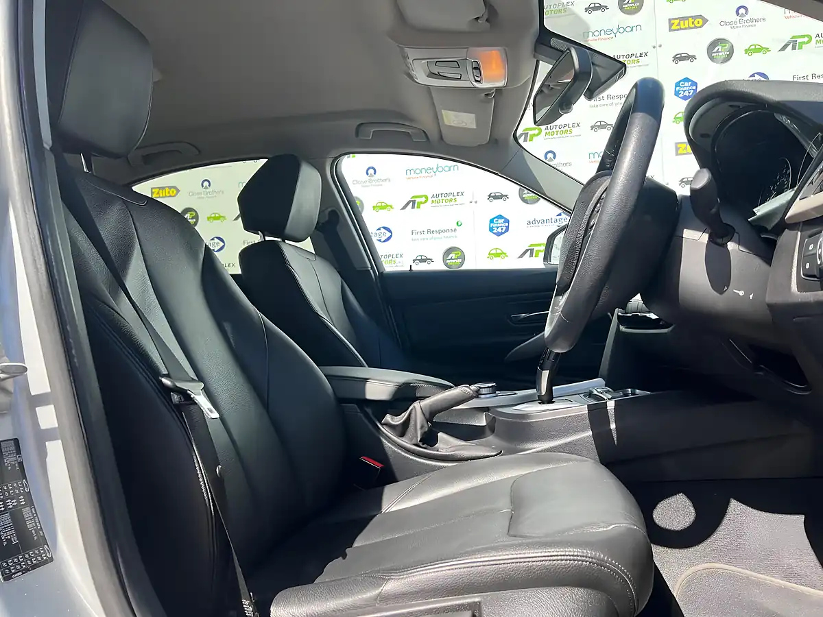 Used 2018 BMW 3 Series Se Silver - Interior and Exterior details 11
