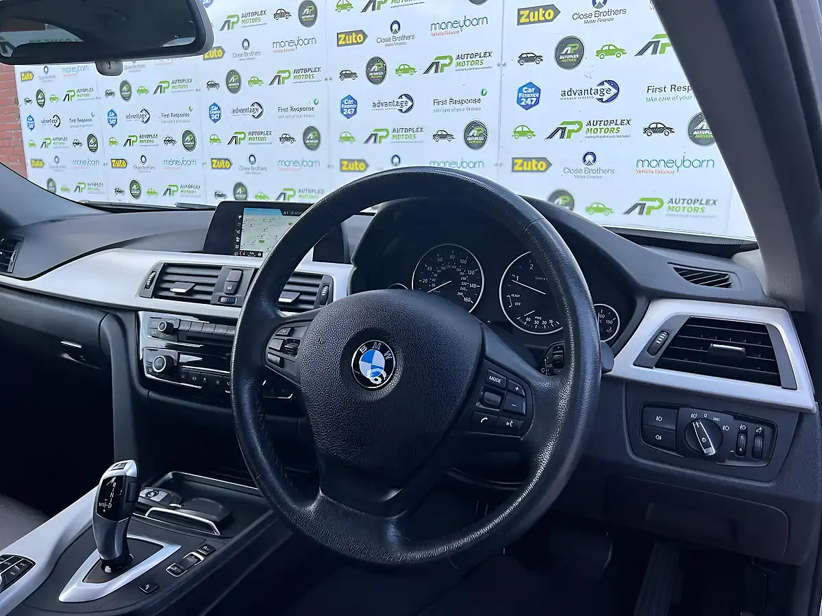 Used 2018 BMW 3 Series Se Silver - Interior and Exterior details 15
