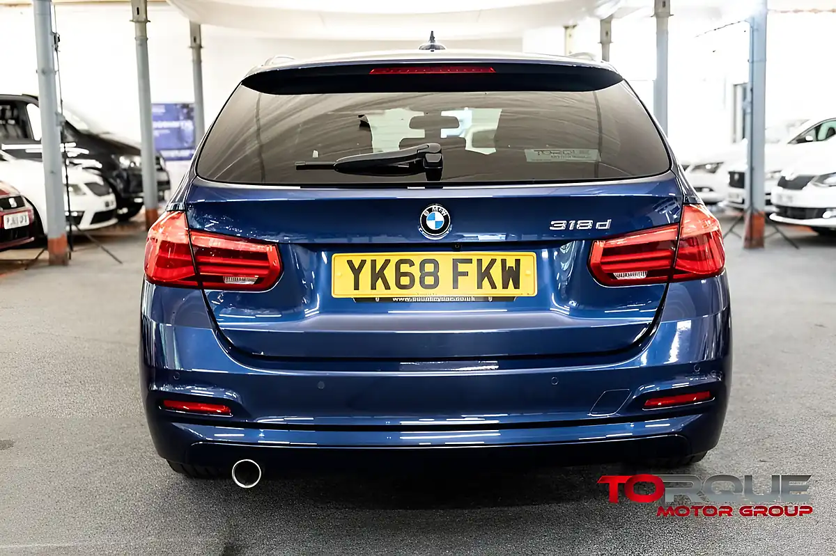 Used 2018 BMW 3 Series Se Touring Blue - Interior and Exterior details 11