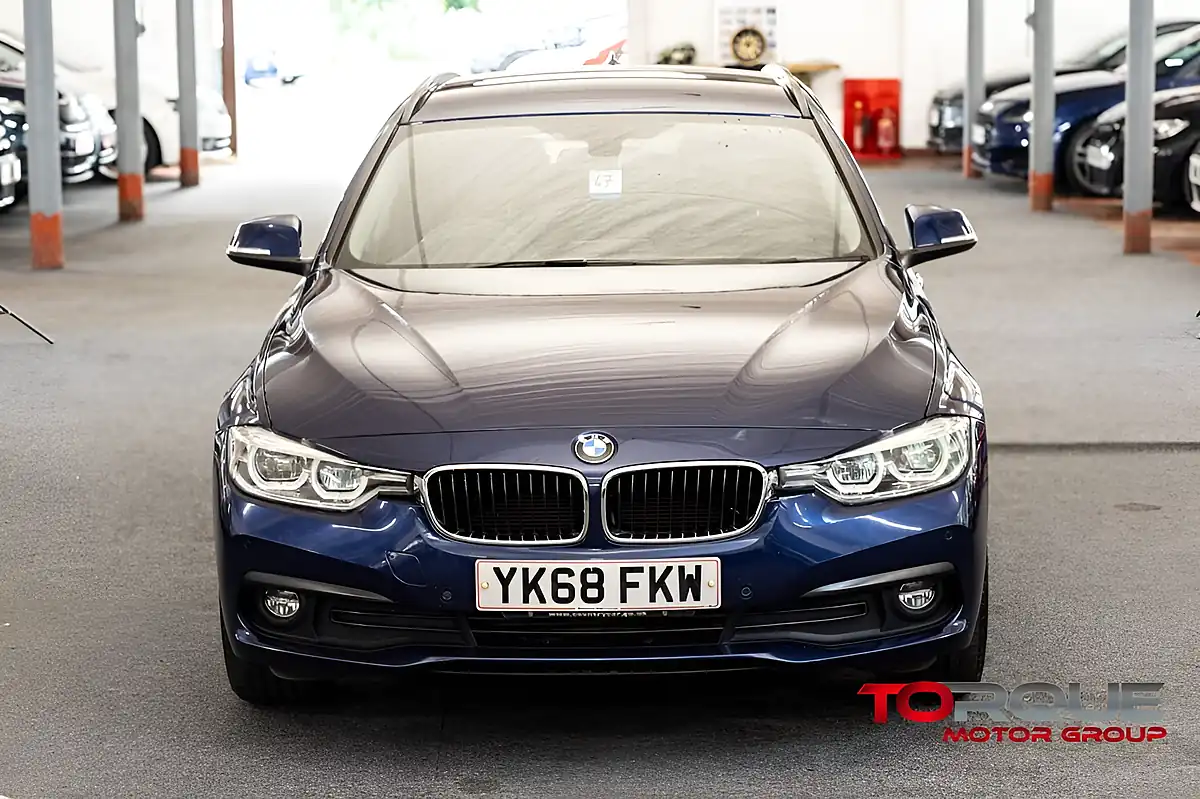 Used 2018 BMW 3 Series Se Touring Blue - Interior and Exterior details 2