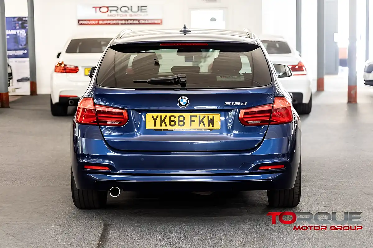 Used 2018 BMW 3 Series Se Touring Blue - Interior and Exterior details 6
