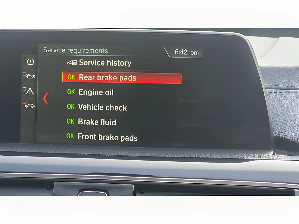 Used 2018 BMW 3 Series Sport Black - Interior and Exterior details 16