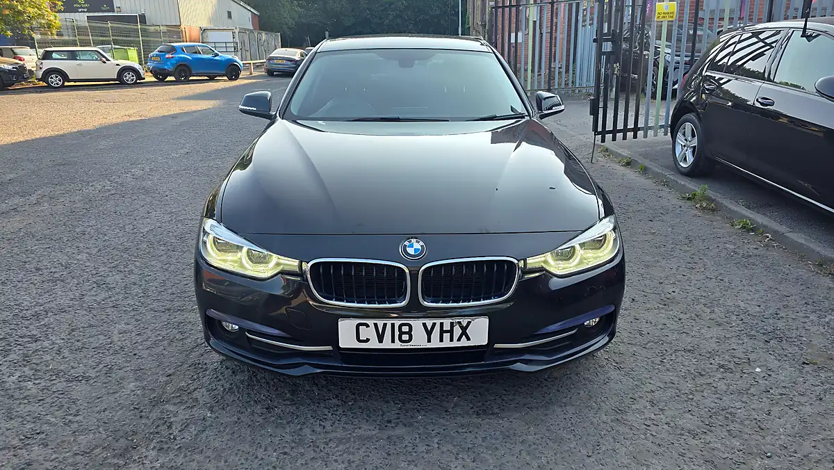 Used 2018 BMW 3 Series Sport Black - Interior and Exterior details 2