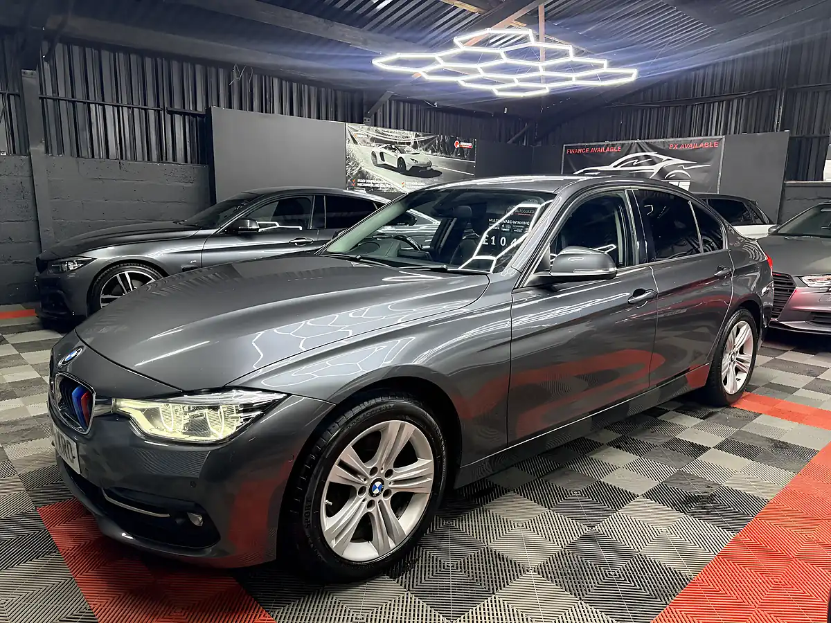 Used 2018 BMW 3 Series Sport Grey - Interior and Exterior details 10
