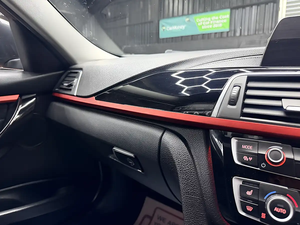 Used 2018 BMW 3 Series Sport Grey - Interior and Exterior details 18
