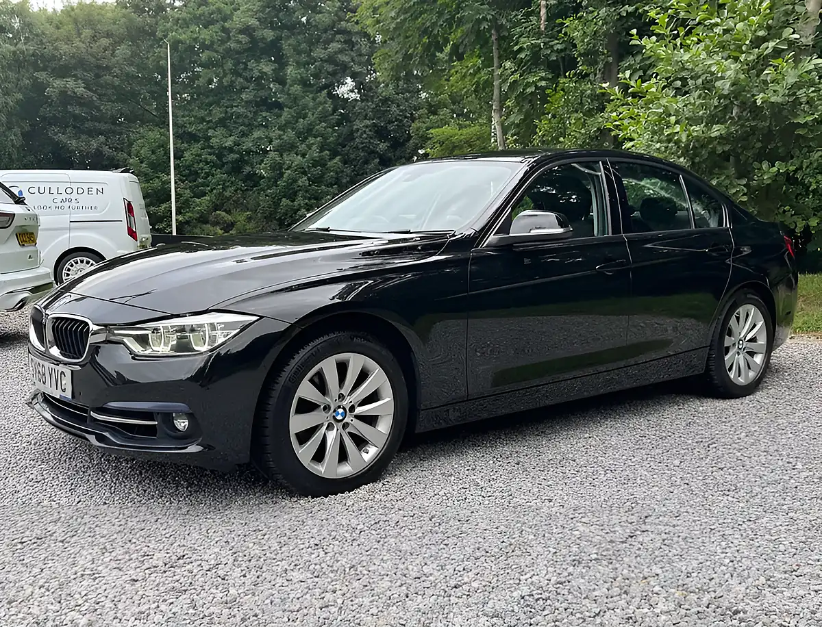 Used 2018 BMW 3 Series Sport Jet Black - Interior and Exterior details 7