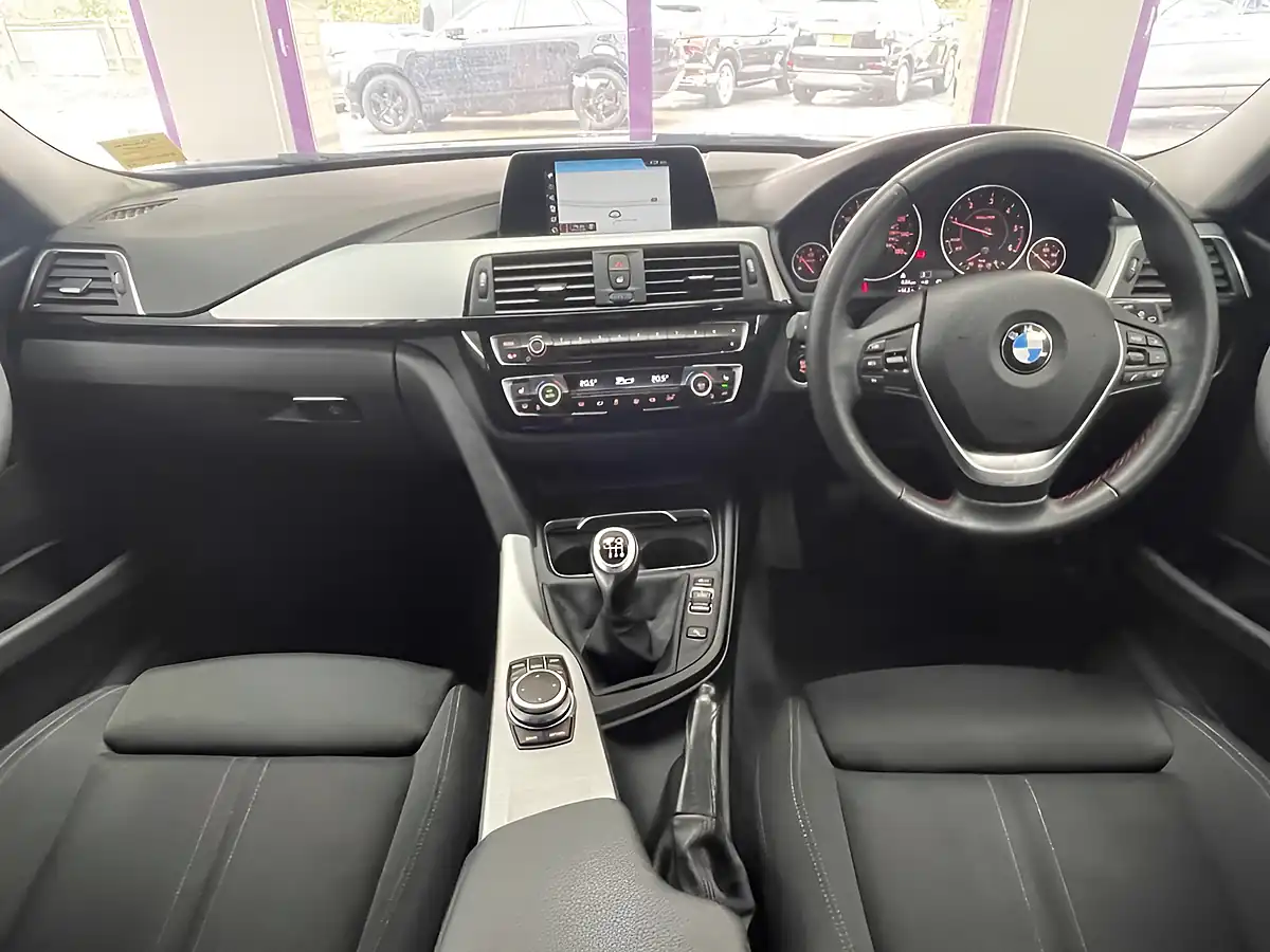 Used 2018 BMW 3 Series Sport Mineral Grey - Interior and Exterior details 2