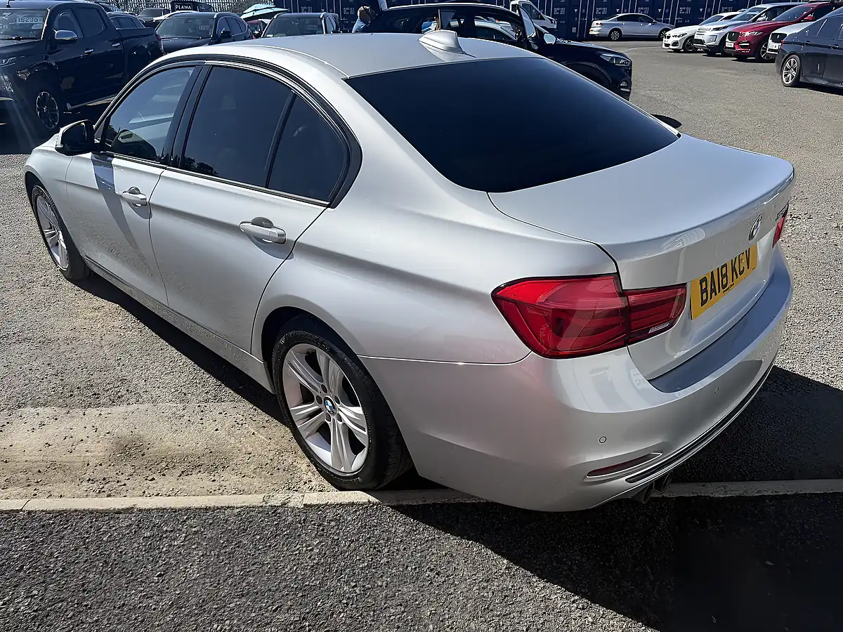 Used 2018 BMW 3 Series Sport Silver - Interior and Exterior details 2