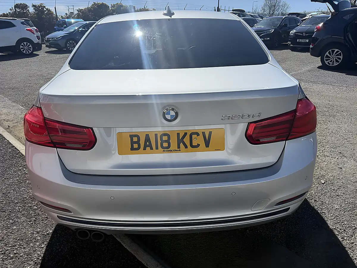 Used 2018 BMW 3 Series Sport Silver - Interior and Exterior details 6