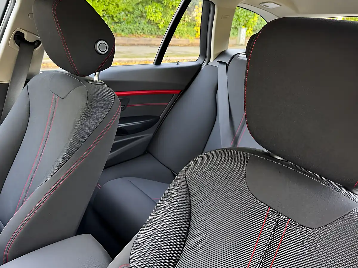 Used 2018 BMW 3 Series Sport Touring Black - Interior and Exterior details 12