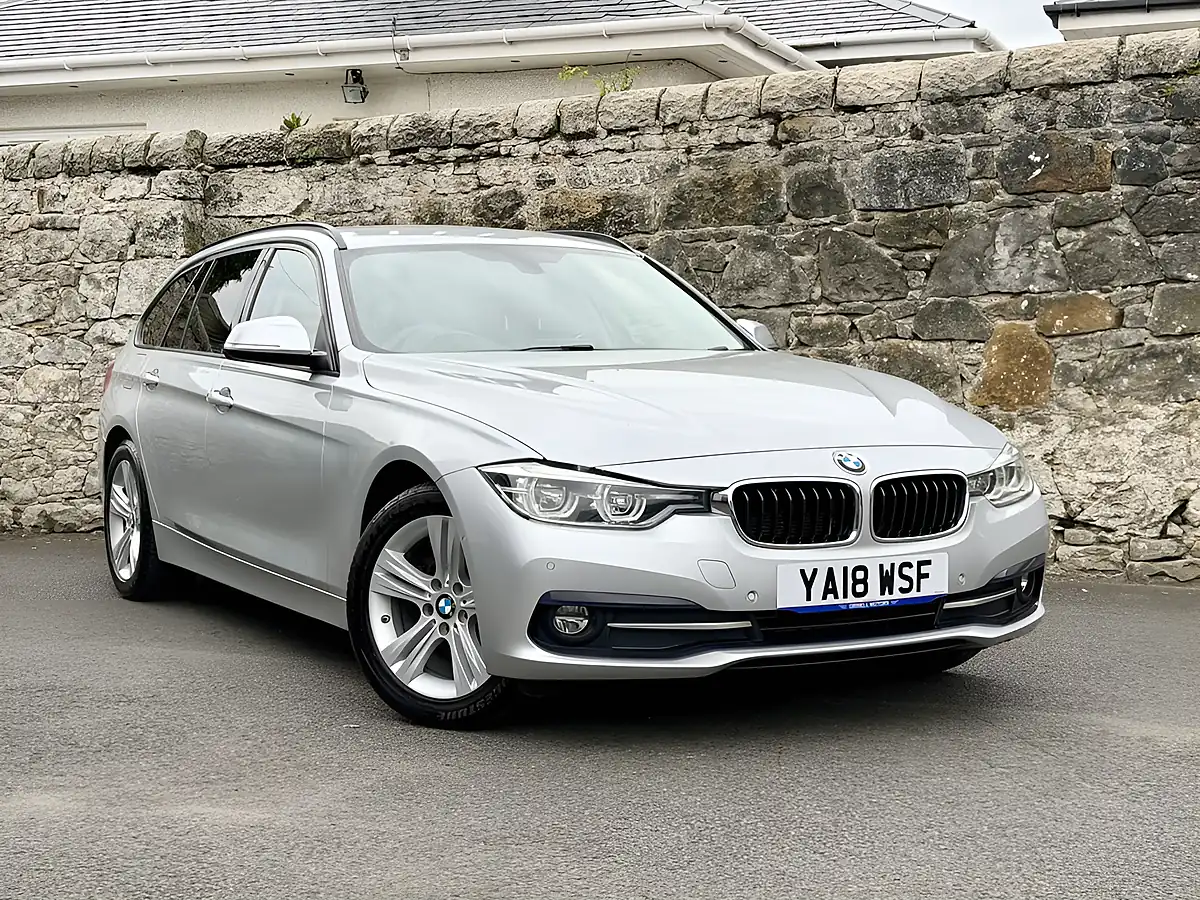 Used 2018 BMW 3 Series Sport Touring Silver - Front View