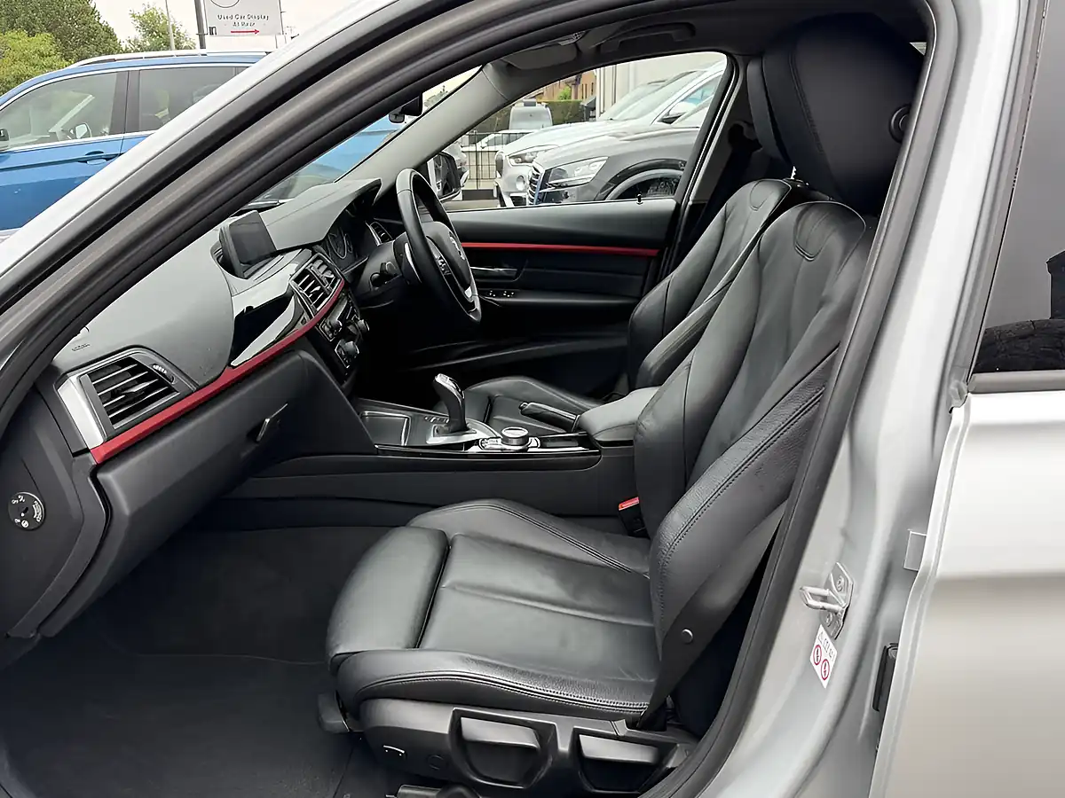 Used 2018 BMW 3 Series Sport Touring Silver - Interior and Exterior details 13