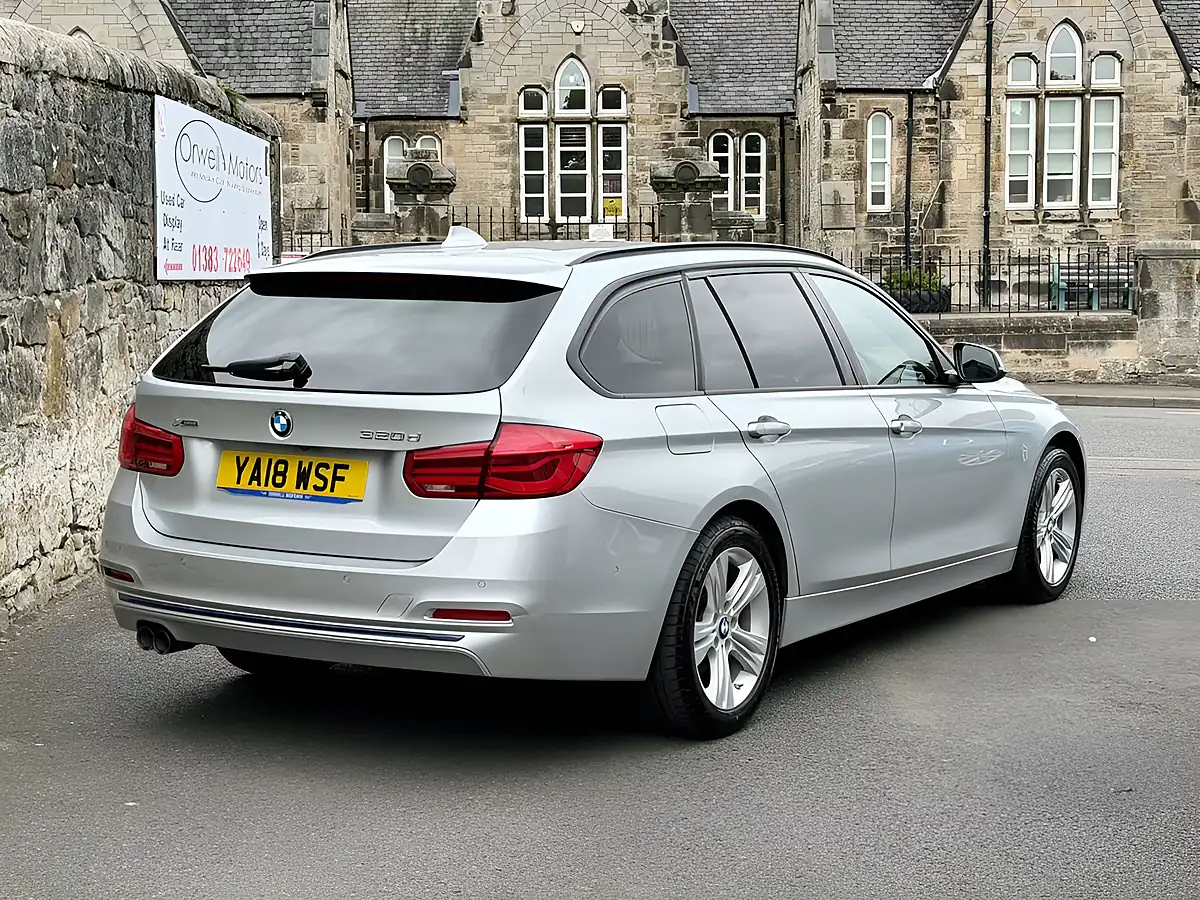 Used 2018 BMW 3 Series Sport Touring Silver - Interior and Exterior details 9