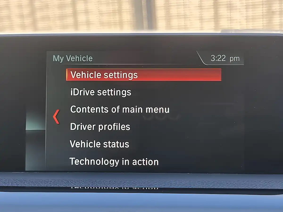 Used 2018 BMW 3 Series Sport Touring White - Interior and Exterior details 17