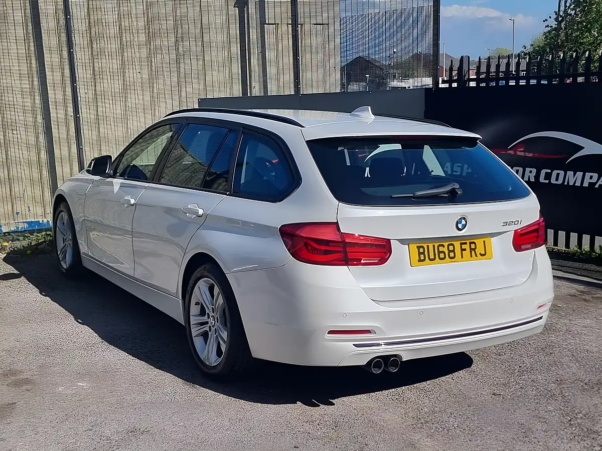Used 2018 BMW 3 Series Sport Touring White - Interior and Exterior details 6