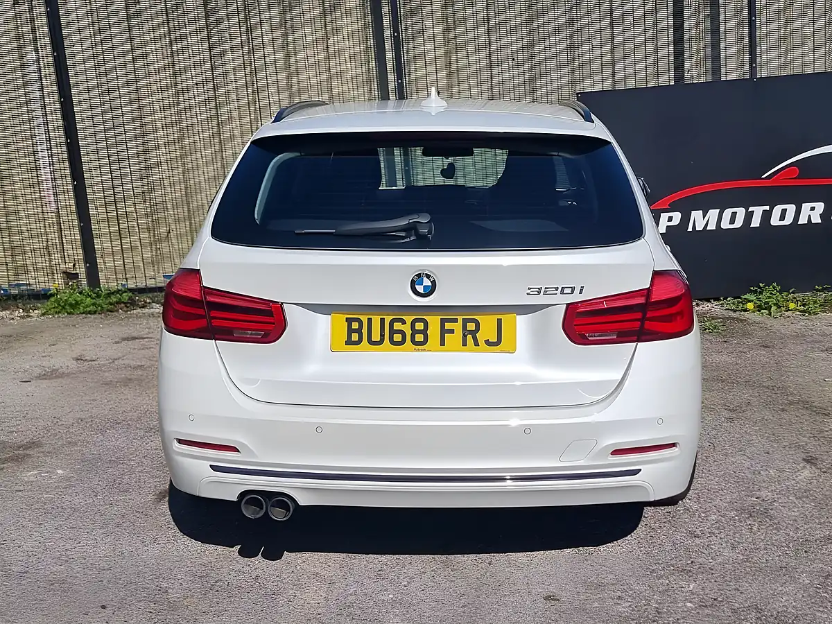 Used 2018 BMW 3 Series Sport Touring White - Interior and Exterior details 7