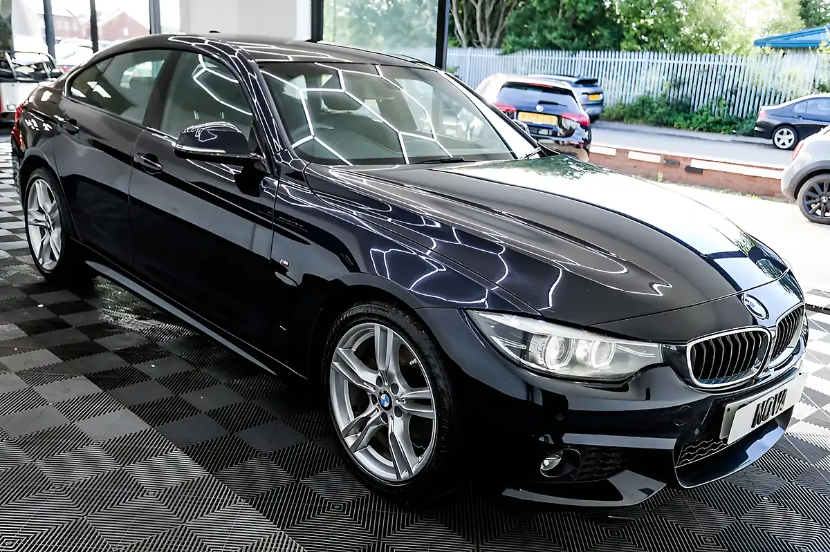 Used 2018 BMW 4 Series Gran Coupe M Sport Black/Blue - Interior and Exterior details 9