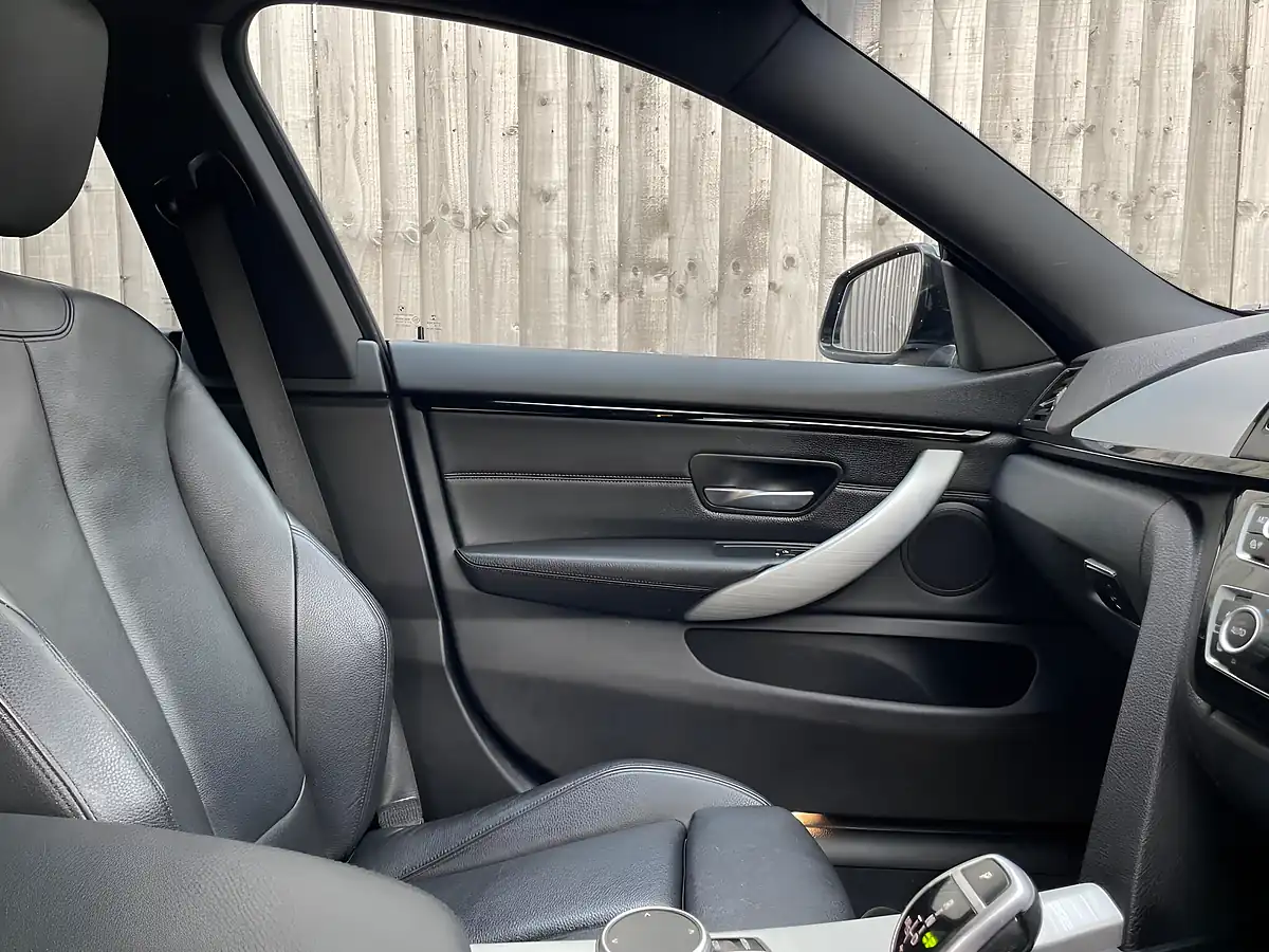 Used 2018 BMW 4 Series Gran Coupe M Sport Grey - Interior and Exterior details 18