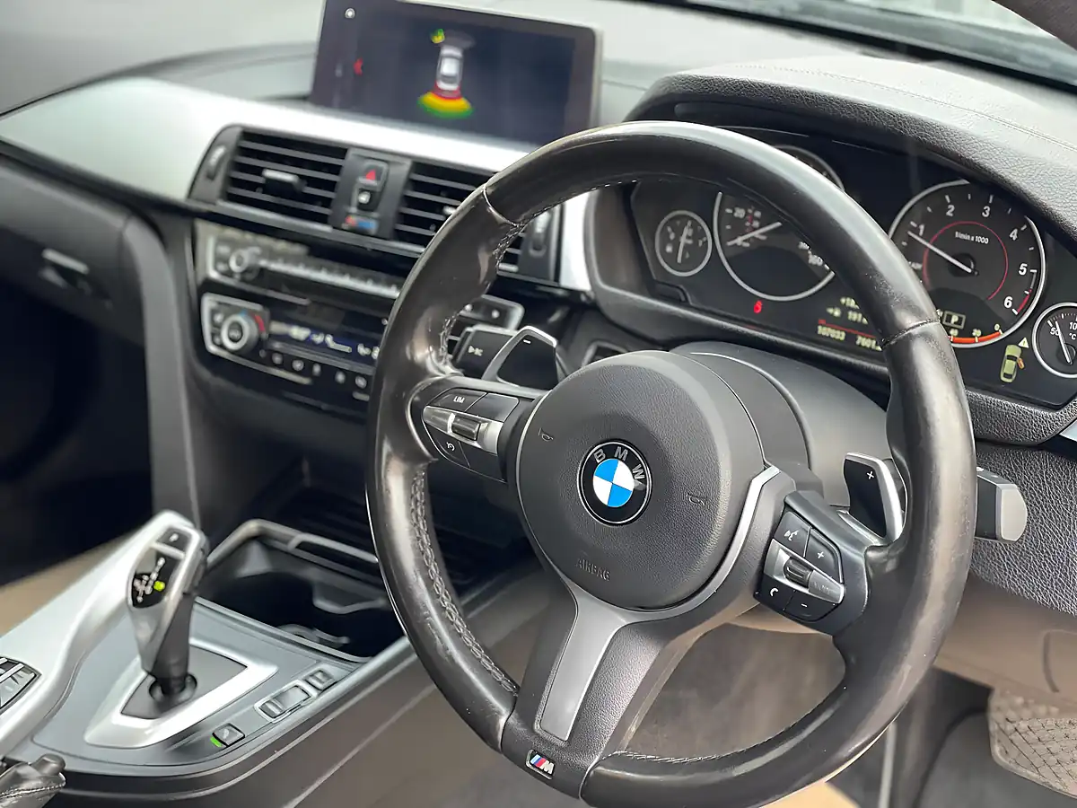 Used 2018 BMW 4 Series Gran Coupe M Sport Grey - Interior and Exterior details 9