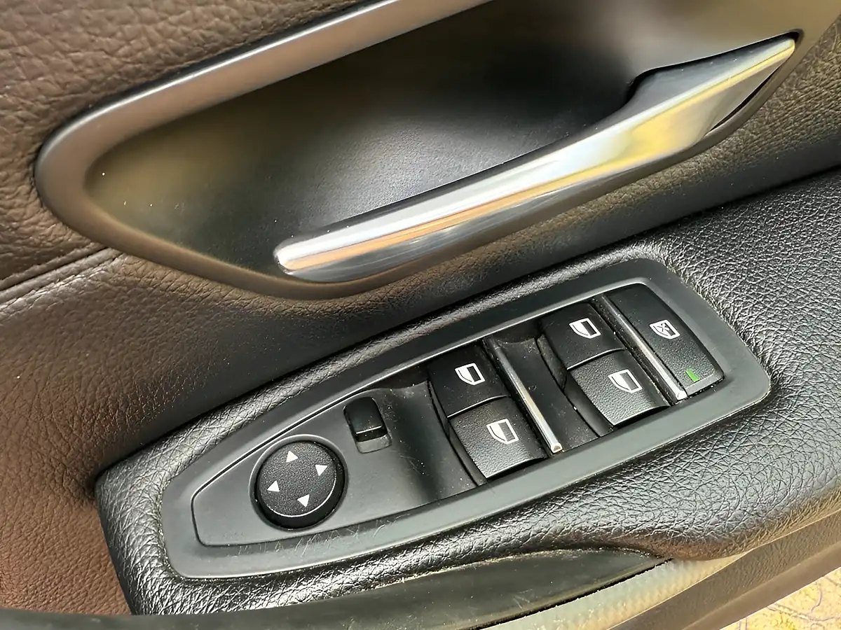 Used 2018 BMW 4 Series Gran Coupe M Sport Mineral Grey - Interior and Exterior details 16