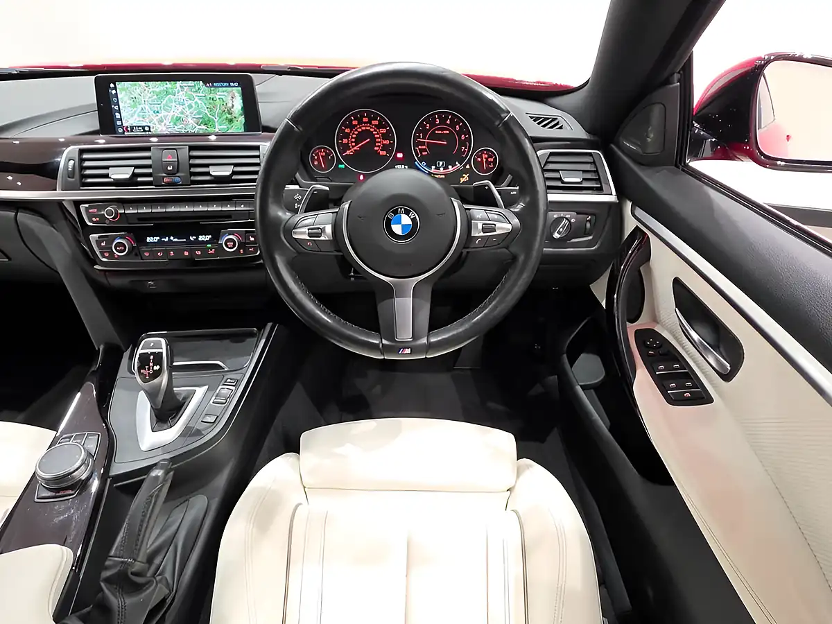 Used 2018 BMW 4 Series Gran Coupe M Sport Red - Interior and Exterior details 16