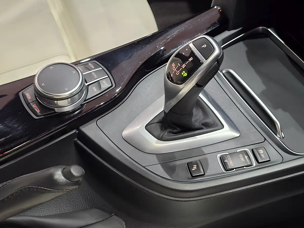 Used 2018 BMW 4 Series Gran Coupe M Sport Red - Interior and Exterior details 18