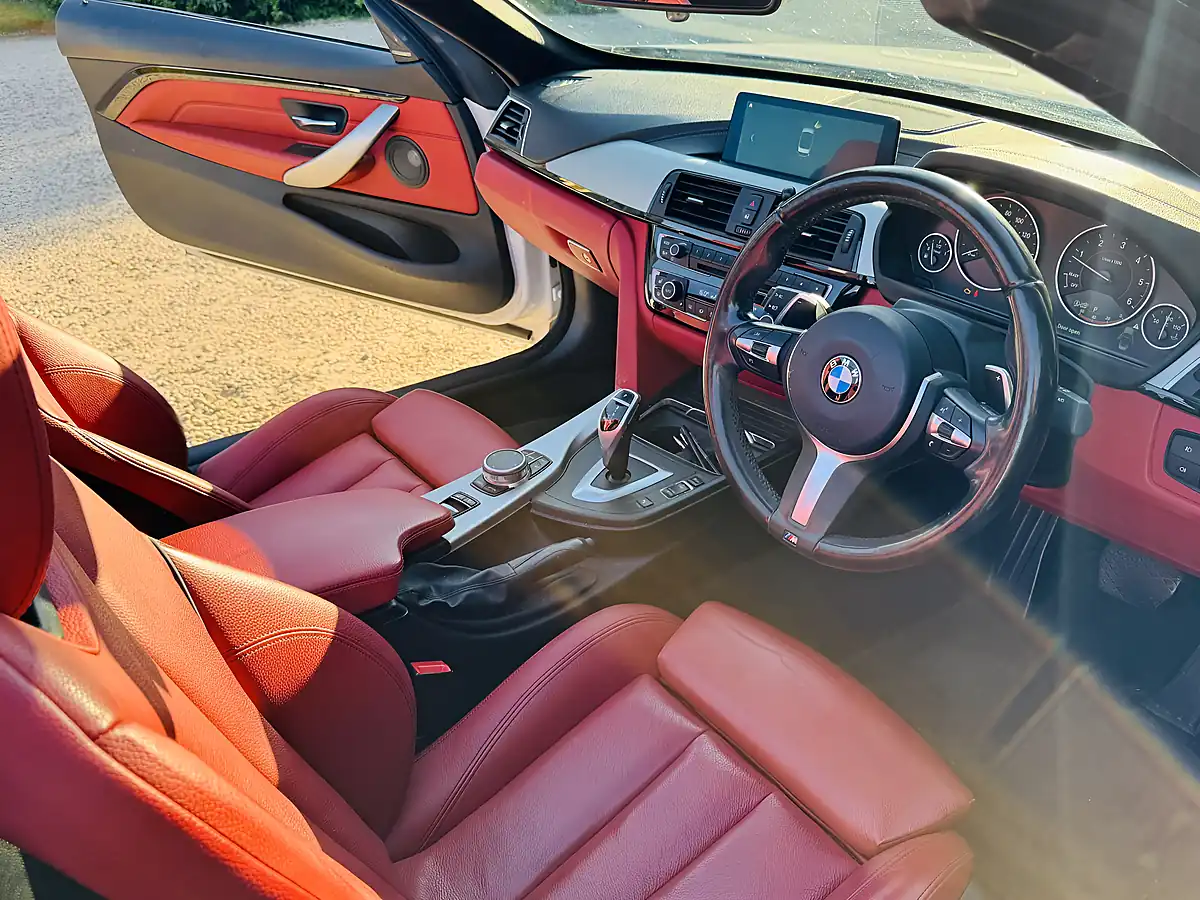 Used 2018 BMW 4 Series M Sport Alpine White - Interior and Exterior details 17