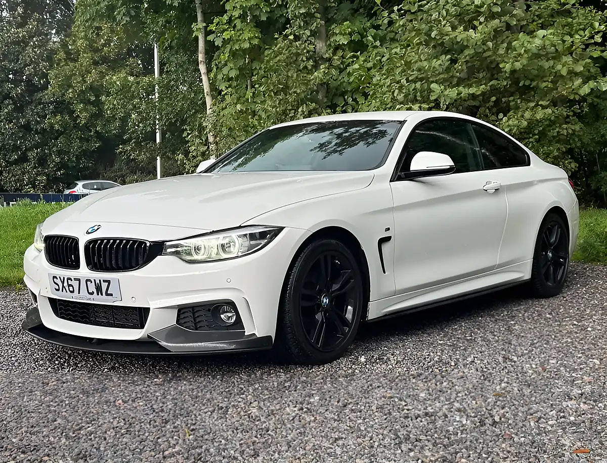 Used 2018 BMW 4 Series M Sport Alpine White - Interior and Exterior details 7