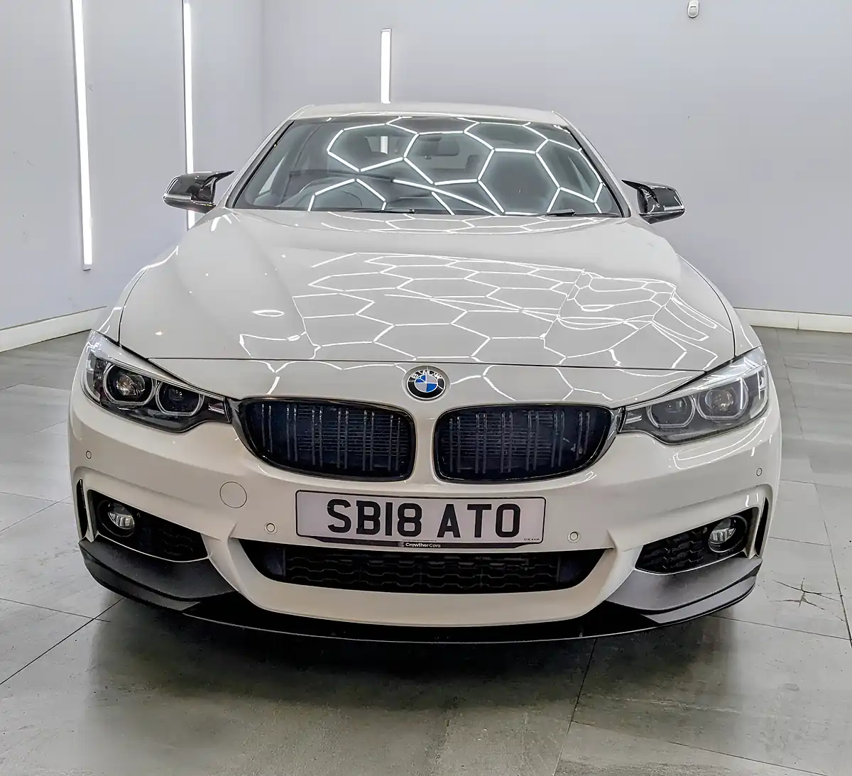 Used 2018 BMW 4 Series M Sport Alpine White - Interior and Exterior details 4