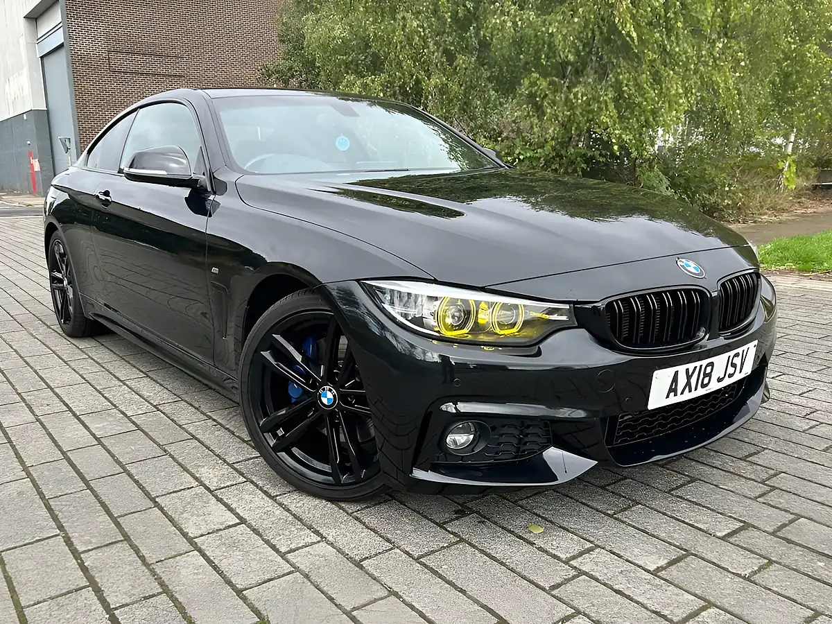 Used 2018 BMW 4 Series M Sport Black - Front View