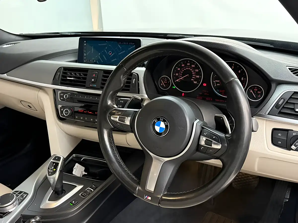 Used 2018 BMW 4 Series M Sport Black - Interior and Exterior details 18