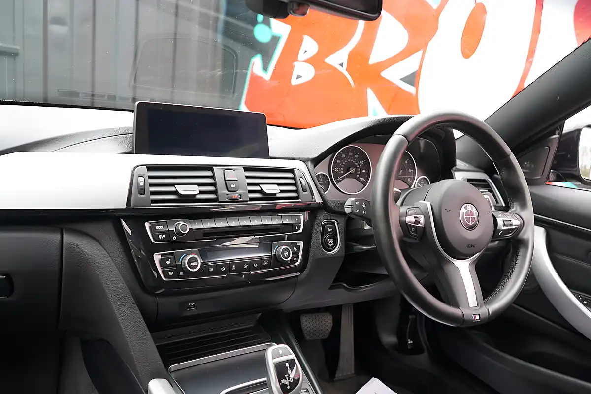 Used 2018 BMW 4 Series M Sport Black Sapphire - Interior and Exterior details 19