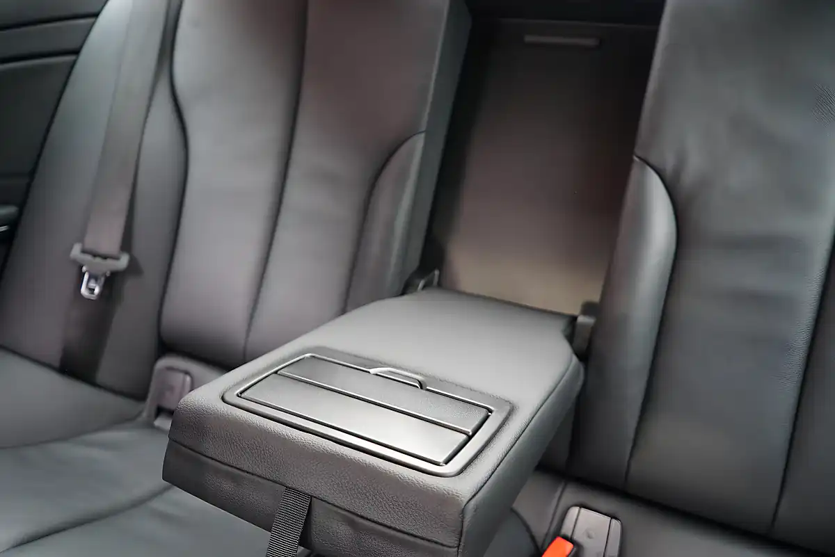 Used 2018 BMW 4 Series M Sport Black Sapphire - Interior and Exterior details 20
