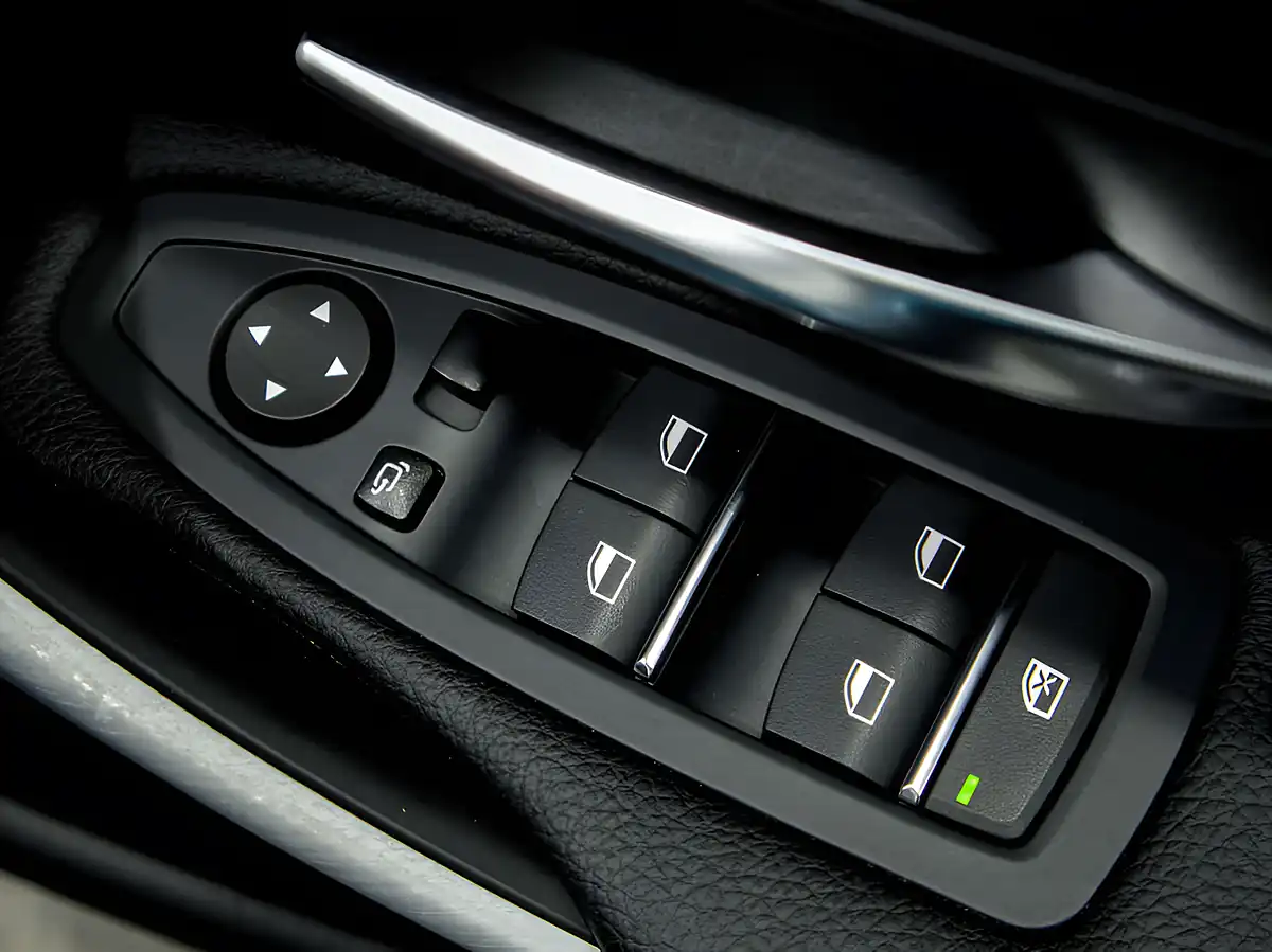 Used 2018 BMW 4 Series M Sport Blue - Interior and Exterior details 15