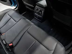 Used 2018 BMW 4 Series M Sport Blue - Interior and Exterior details 16