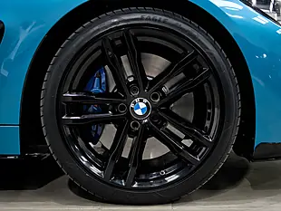 Used 2018 BMW 4 Series M Sport Blue - Interior and Exterior details 9