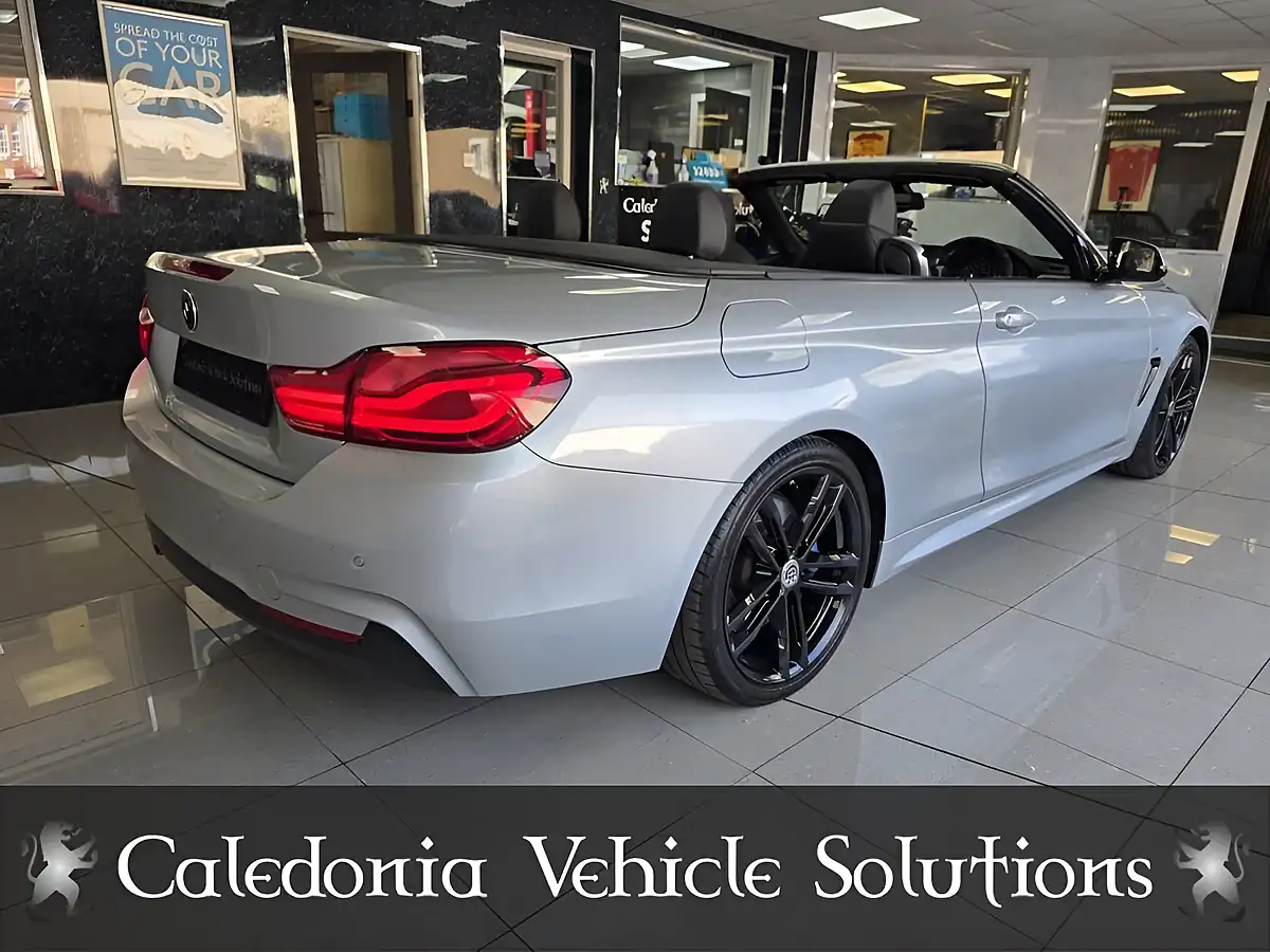 Used 2018 BMW 4 Series M Sport Glacier Silver - Interior and Exterior details 4