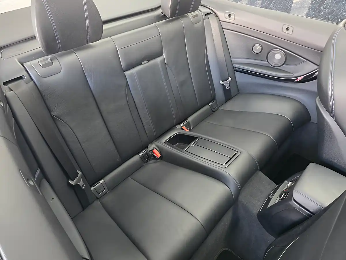 Used 2018 BMW 4 Series M Sport Glacier Silver - Interior and Exterior details 9
