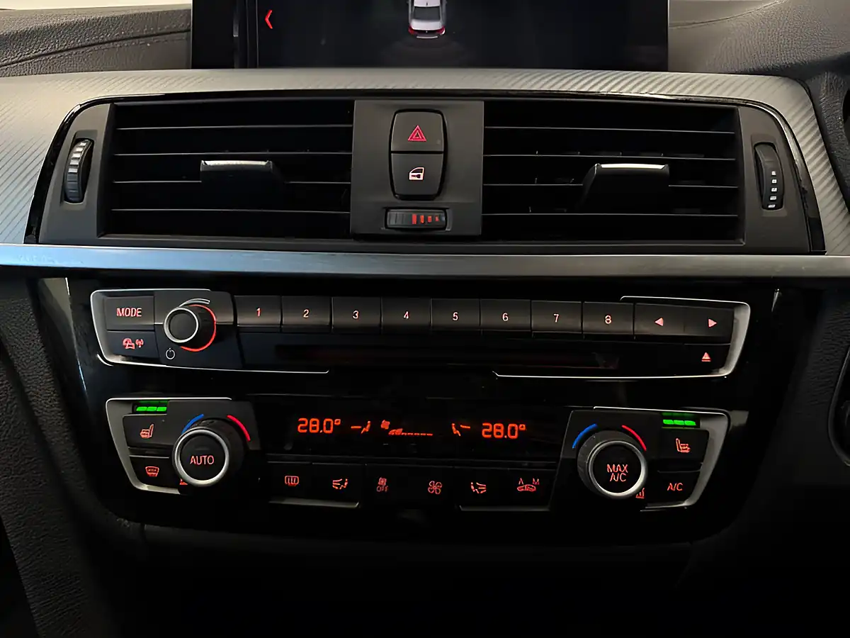 Used 2018 BMW 4 Series M Sport Grey - Interior and Exterior details 17