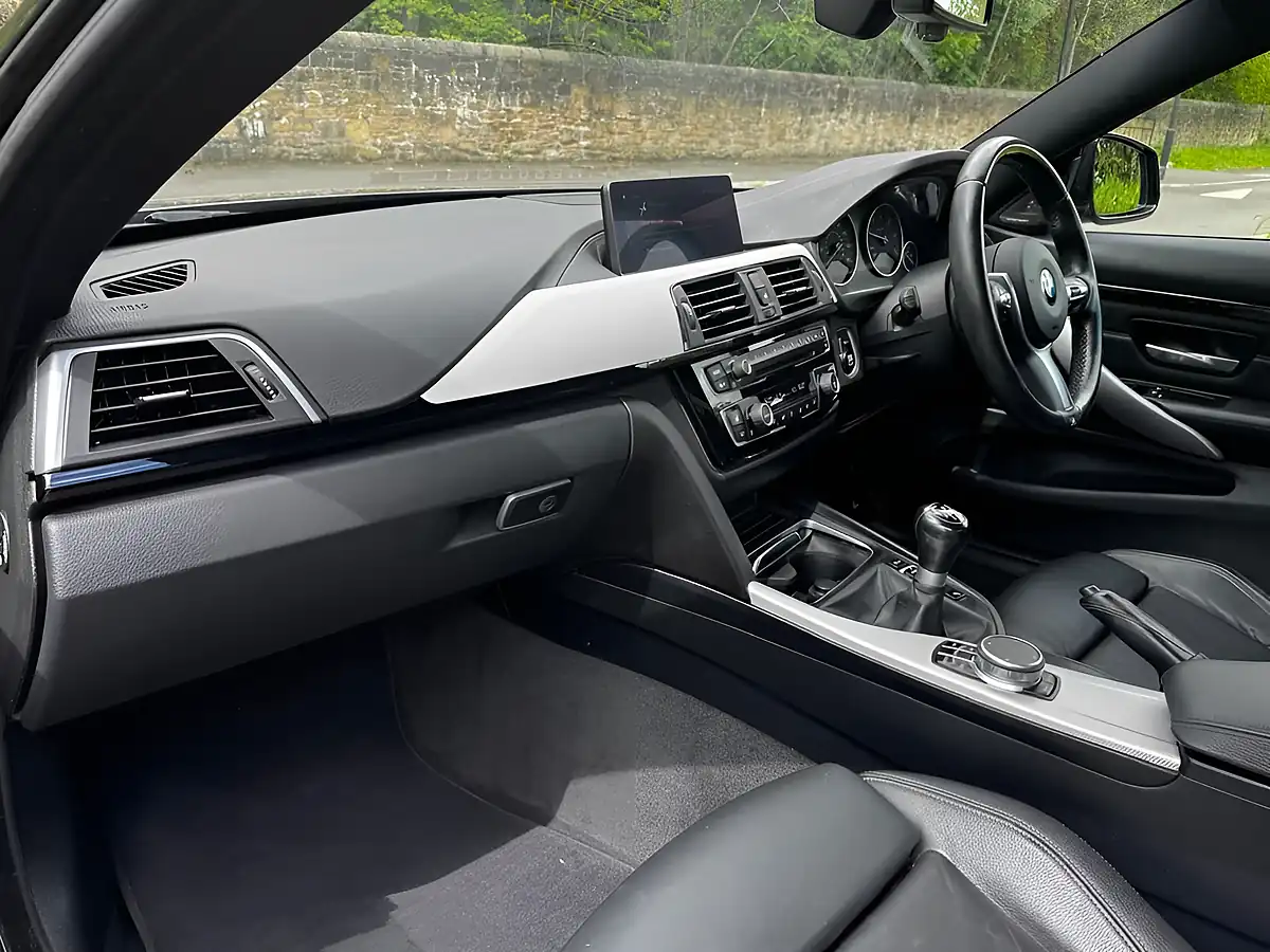 Used 2018 BMW 4 Series M Sport Mineral Grey - Interior and Exterior details 6